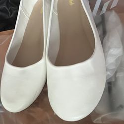 White Shien Flats (used) Size 9