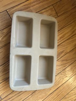 Pampered Chef loaf pan