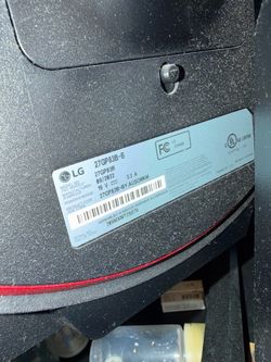 LG UltraGear 27GP83B