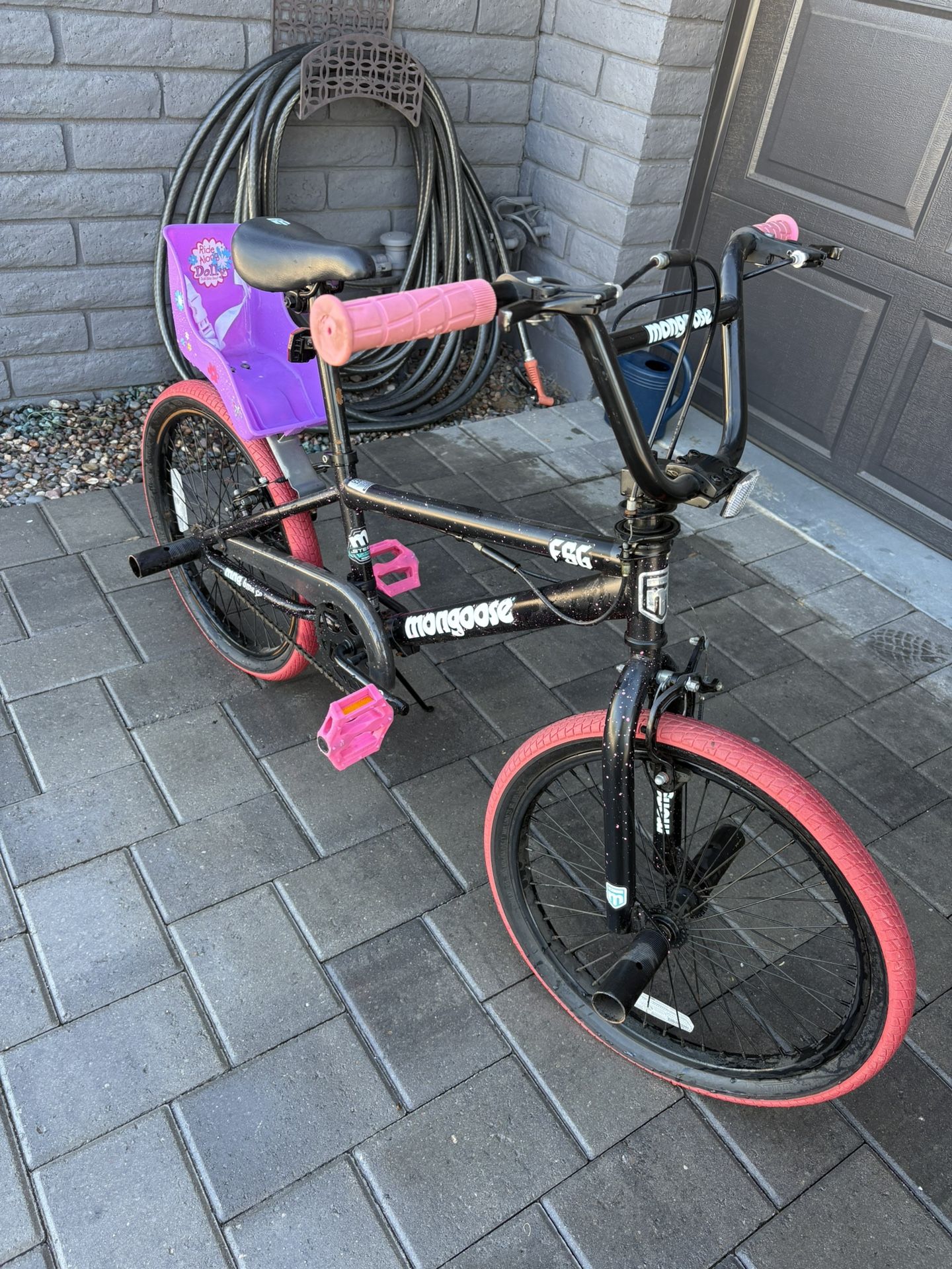 Mongoose Girls 20” Bike