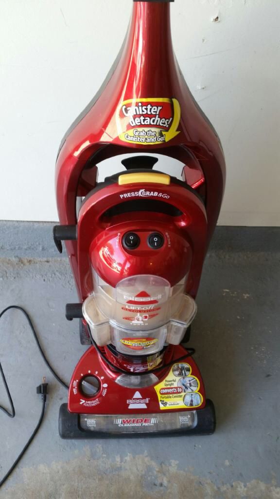 Bissell 37601 vacuum cleaner detachable canister for Sale in Houston