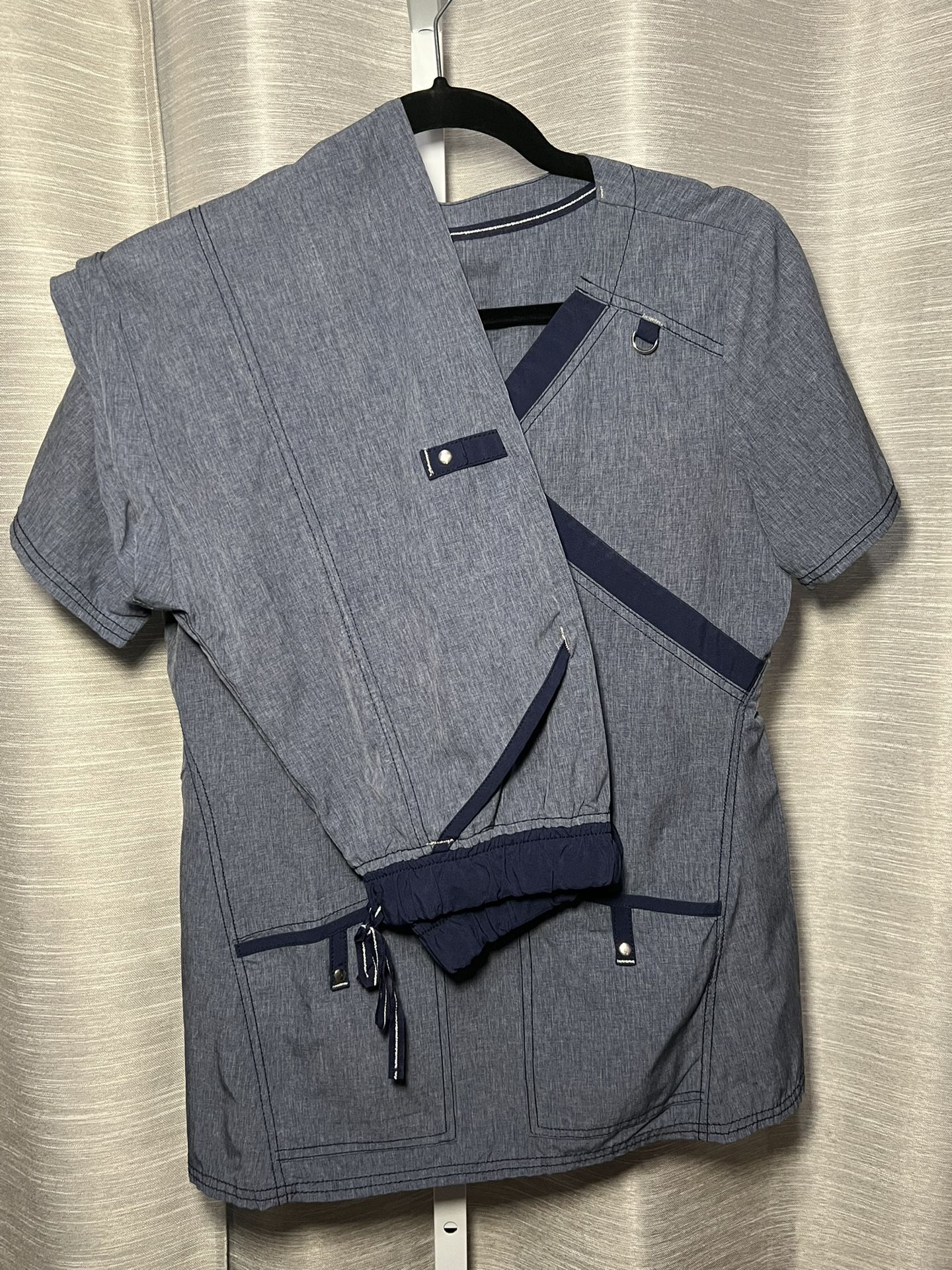 Scrubs with matching top & bottoms