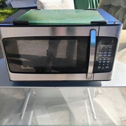 Microwave Oven Great Shape Comes To The Glass Cutting Board $30