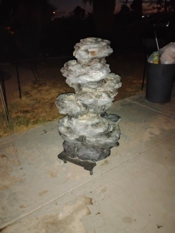 Outdoor Water Fountain 