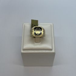 10K GOLD RING. NEW.