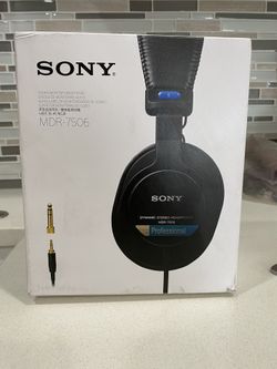  Sony MDR7506 Professional Large Diaphragm Headphone :  Electronics