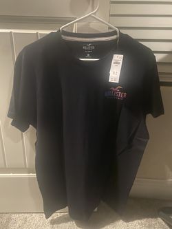 Men’s Hollister t-shirt Size Large 
