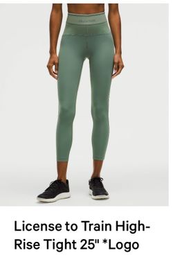 Lululemon 25” logo Sage Green Size 14 Excellent Condition
