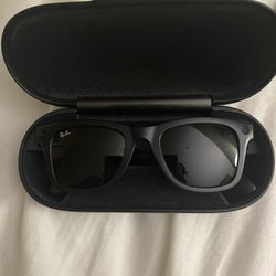 Rayban Meta AI Mayfair Glasses