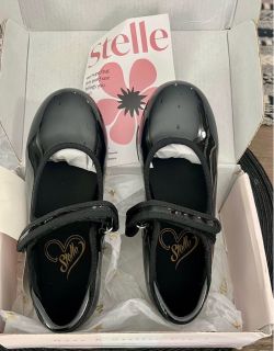 New Stelle girl tap shoes