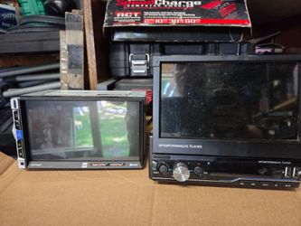 Various radios.
Both touchscreen.