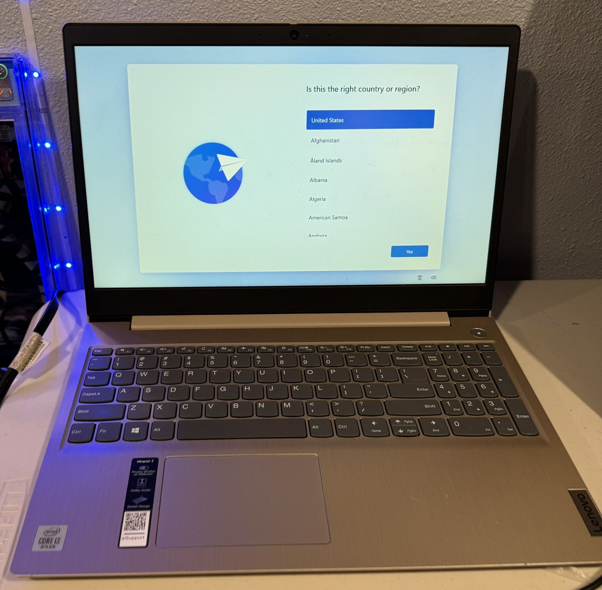 Lenovo Idea Pad Laptop Computer