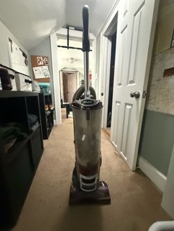 Shark Navigator Vacuum cleaner