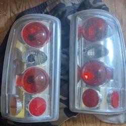 Chevy Tahoe / Suburban 2000 To 2004 After Market Taillights
