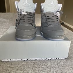 Jordan Wolf Grey Size 10!
