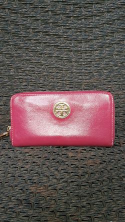 Tory Burch pink wallet