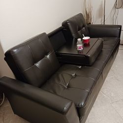 Sofa/sleeper/futon