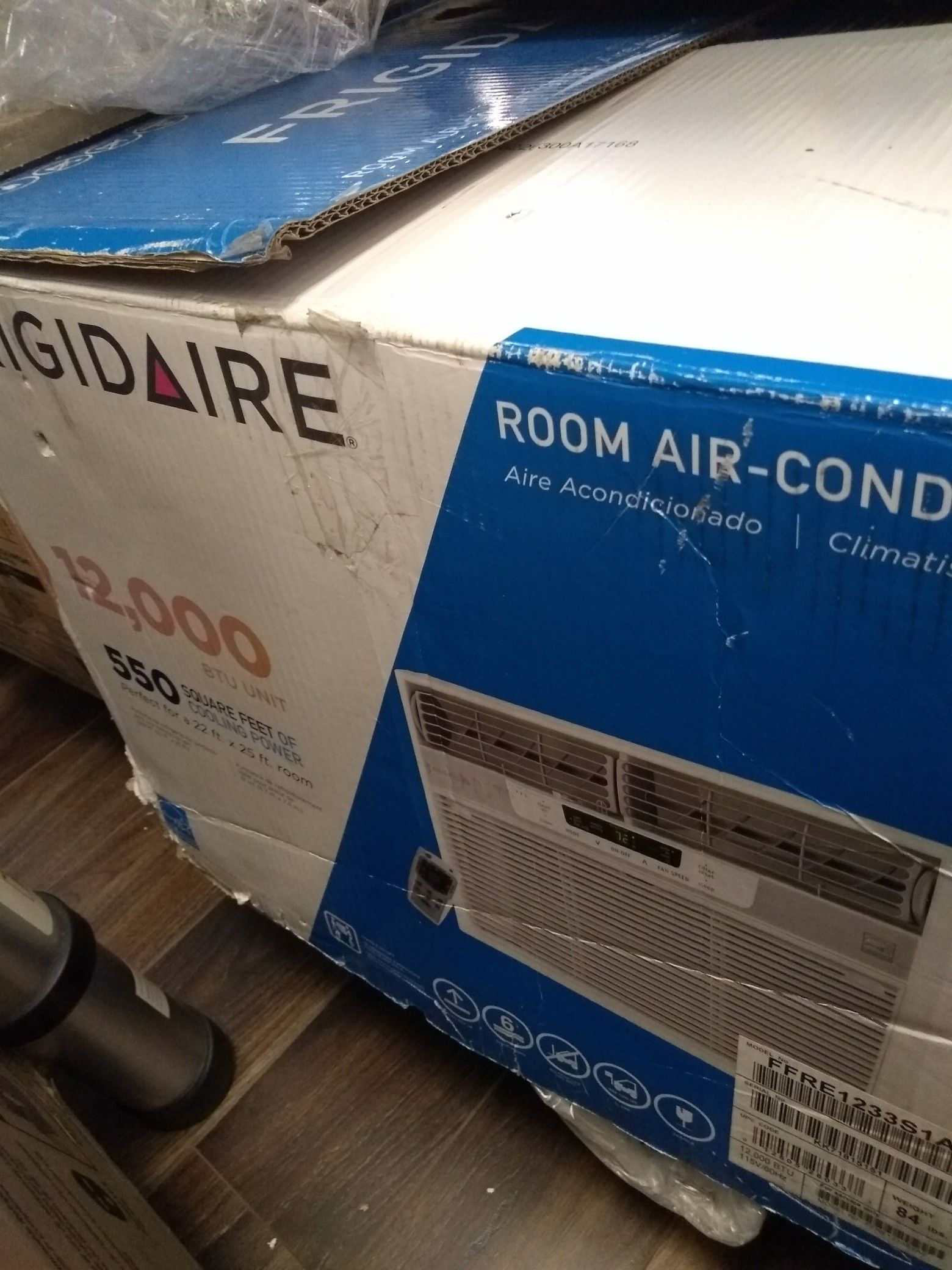 Frigidaire Room Air Conditioner 12,000 BTU Open Box for$300