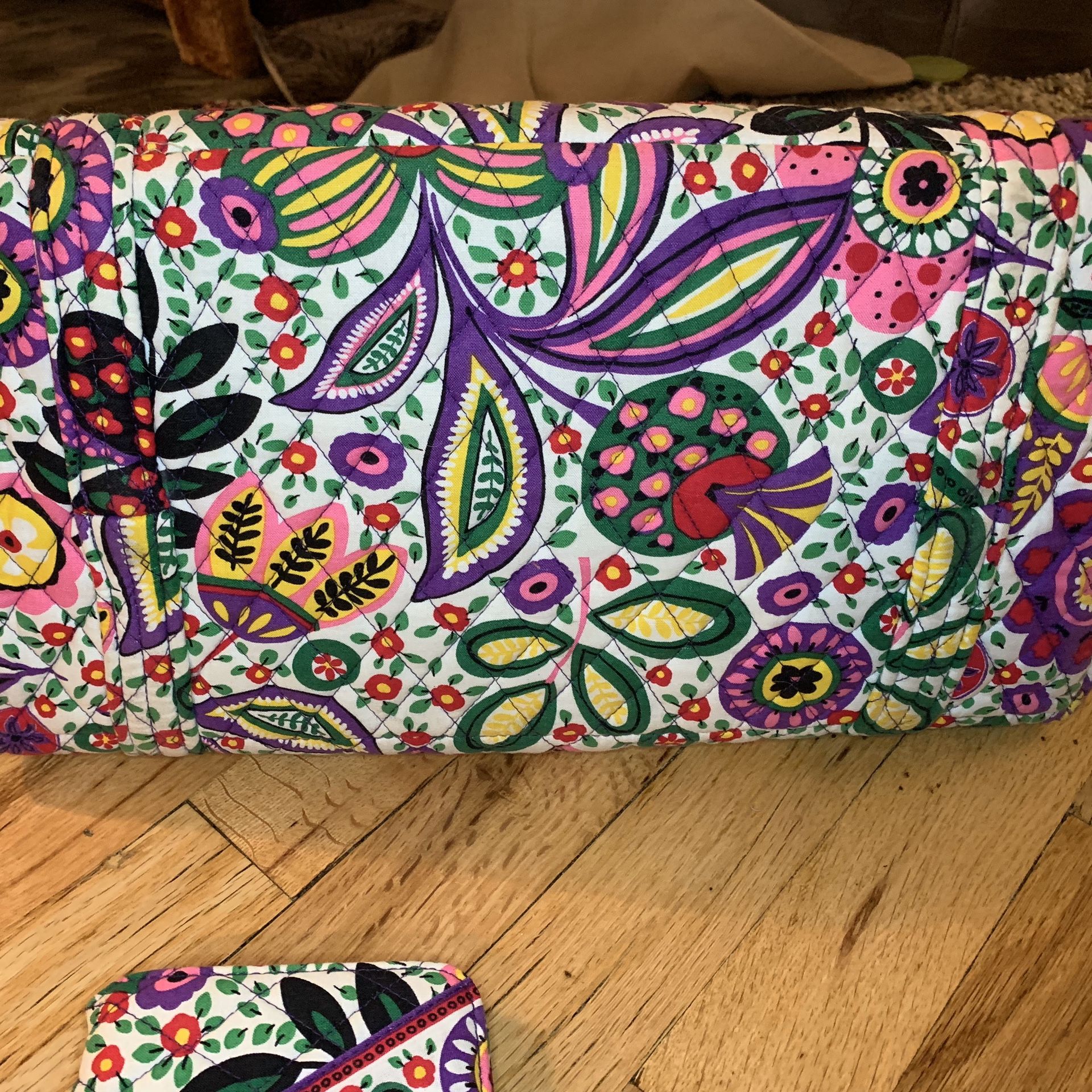 Frill by satter Vera Bradley Vinyl