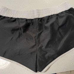 Quicksilver Shorts L Women's. 