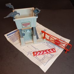 1985 GI Joe Check Point Battle Station