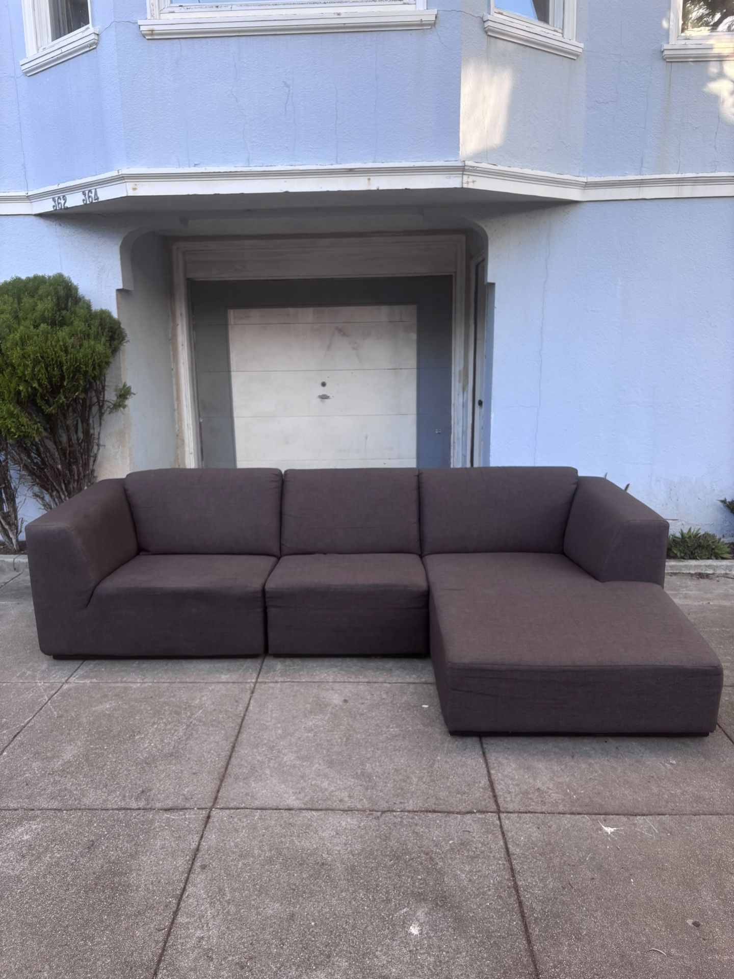 EQ3 Morten 3-Piece Sectional Sofa With Chaise