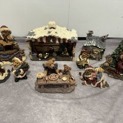 9 piece Boyds Bears collectible figurines decoration set