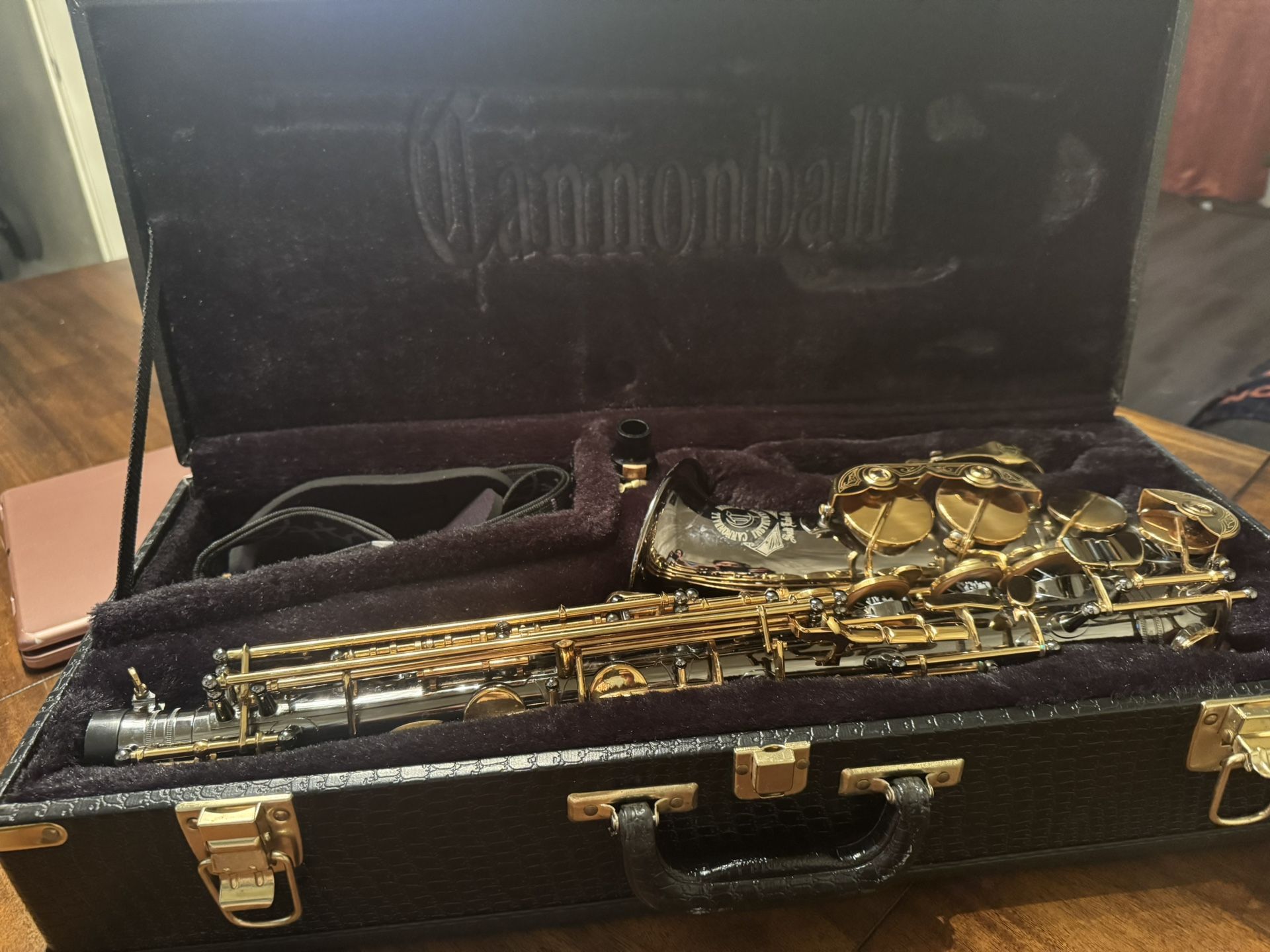 🎷 Cannonball Alto Saxophone – Model S184022 – Excellent Condition 🎶