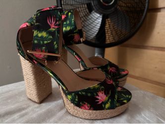 Kayleen Floral wedges