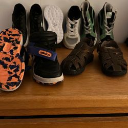 Boys Tennis  Size 10 