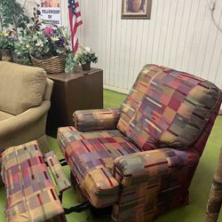 Swivel/Recliner Chair 