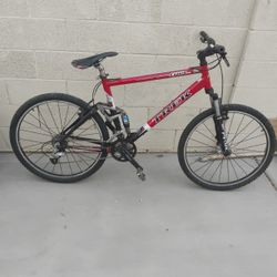 Classic Trek Fuel 80 Mountain Bike Lots Of Carbon Fiber Including Sparks Spinergy 24 Spoke Carbon Fiber Wheels 26 Inch Wheels Needs A Little TLC 250 F