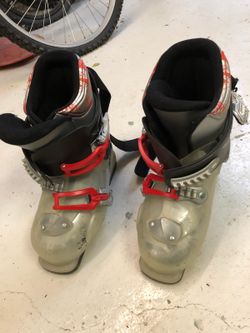 Ski boots 235mm