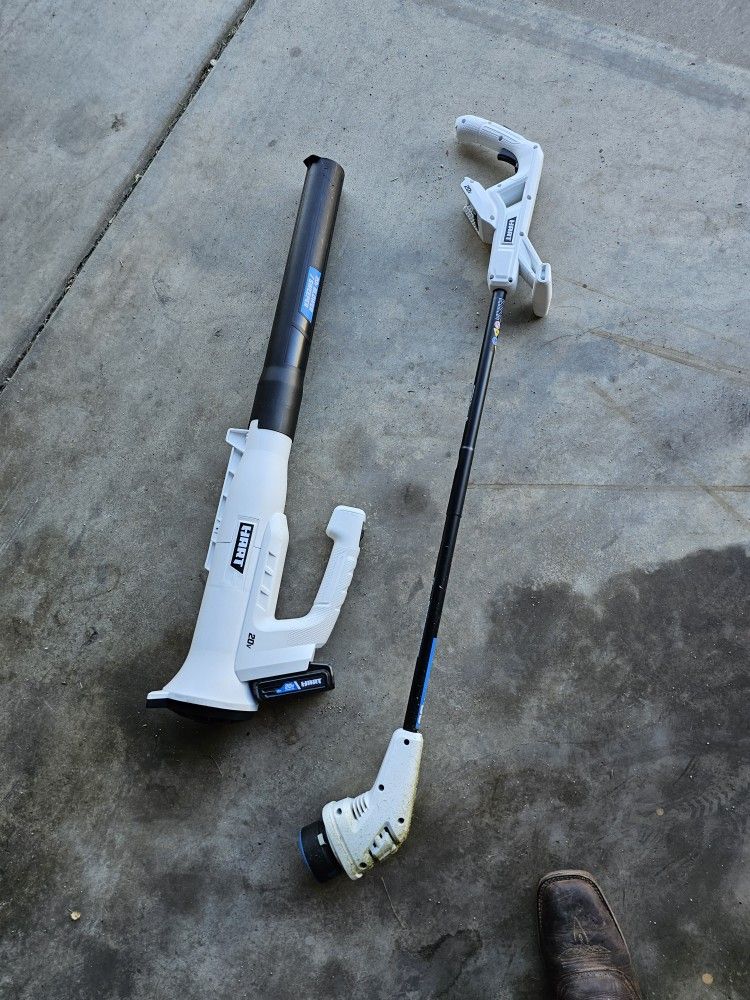 Hart leaf blower and weed waker