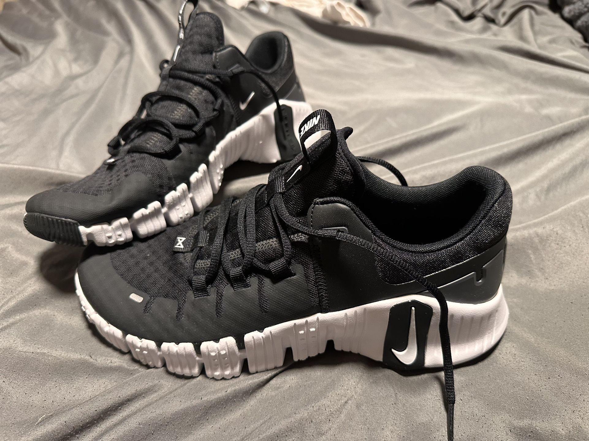 Nike Men’s Shoes New!