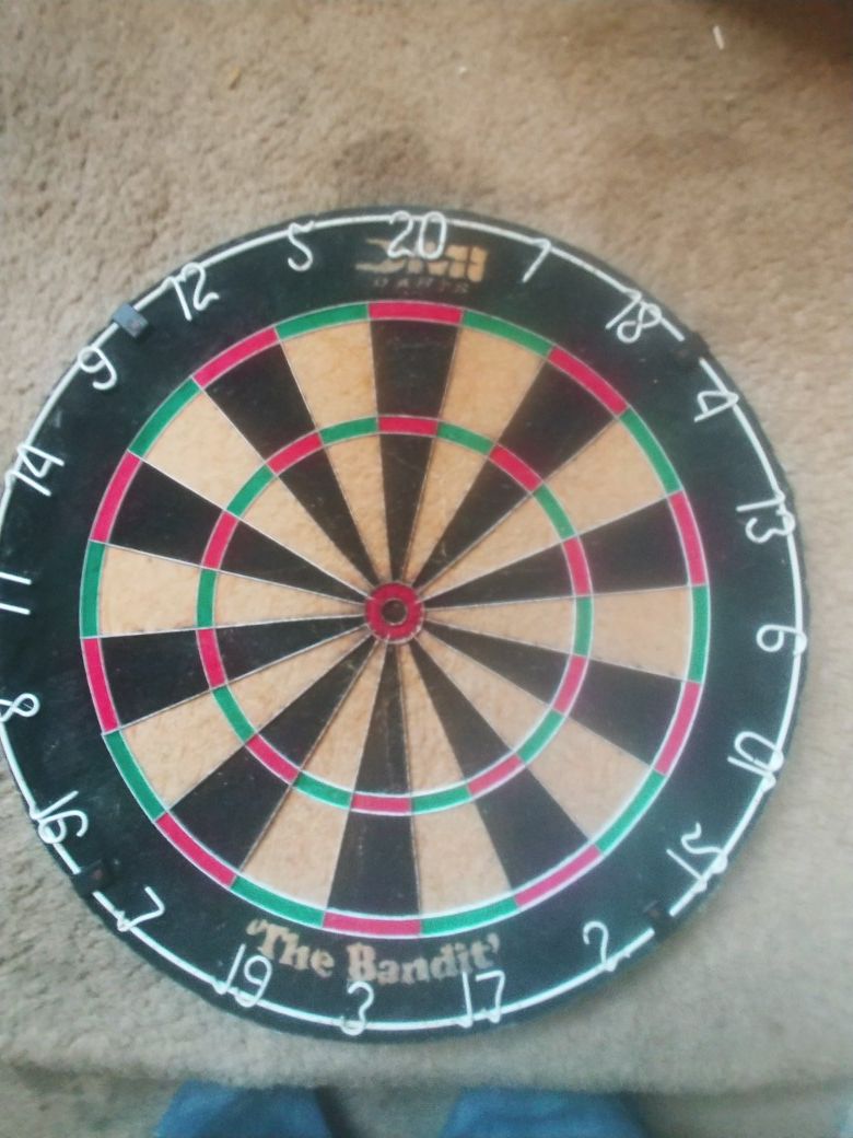 JMI DARTS BRISSELL DART BOARD