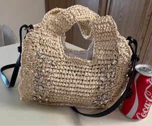Raffia with rhinestones handbag