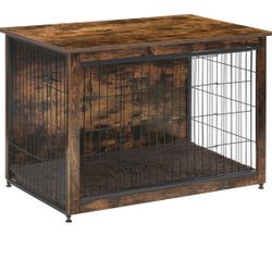 Wood dog kennel