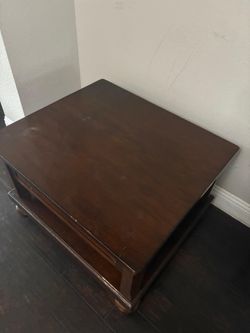 Lift up Tea Table