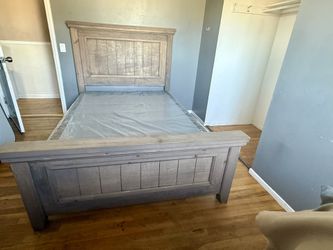 Full Bed Frame With Box Spring