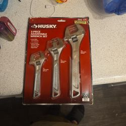 Husky three piece adjustable wrench set