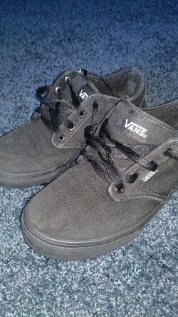 Boys size 5 black Vans sneakers