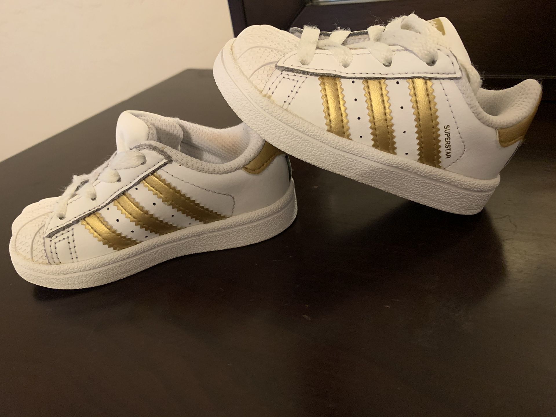 Toddler girl shoes size 5k