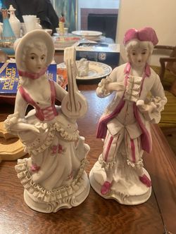 Vintage Porcelain Pair