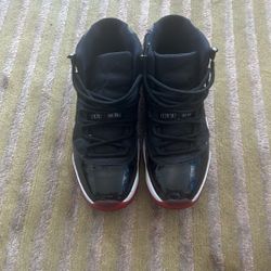 Jordan 11- Bred ( 2012) Used. Size 12 Men’s . 