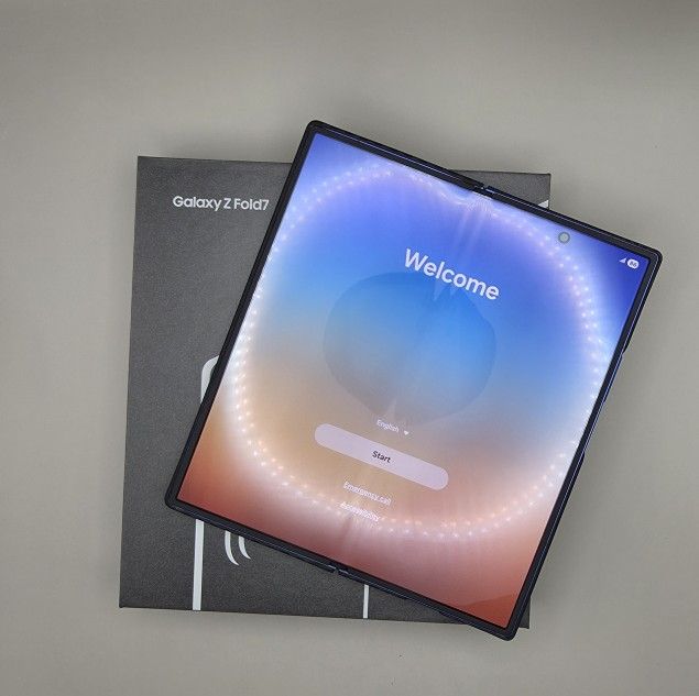 Samsung Galaxy Fold 7 – 512GB – Blue – Unlocked – $1,500