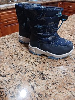 Snow Boots 