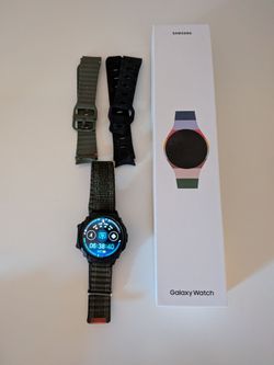 Samsung Galaxy Watch 7 with Extra Bands Excellent Condition