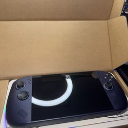 Legion Go S 8” 120Hz Gaming Handheld