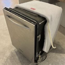 KitchenAid Dishwasher Under Counter 24”wide